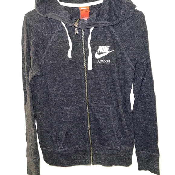 Women's Nike zip hoodie - Picture 2 of 3